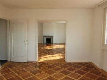 Spacious accommodation in the city center of Fribourg!