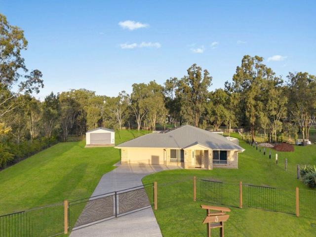 Spacious Acreage Living