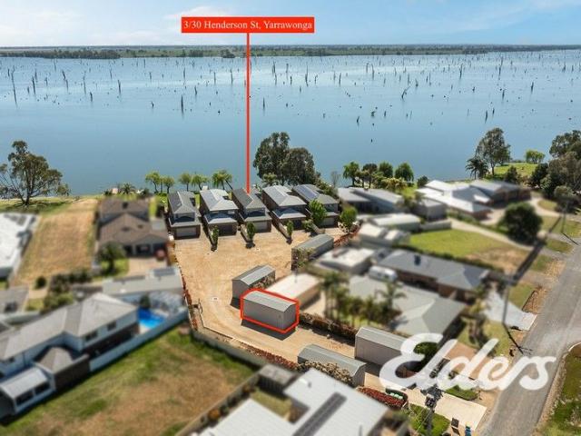 Spacious & Affordable Waterfront Living Lake Mulwala Townhouse