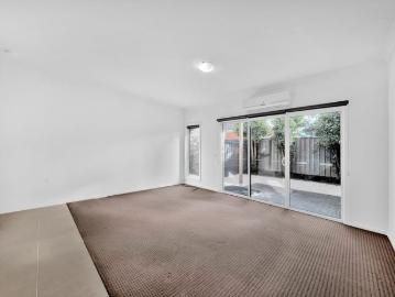 Spacious & Affordable 2 bedroom Townhouse