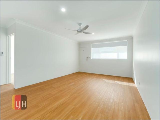 SPACIOUS AIR CONDITIONED 2 BEDROOM UNIT