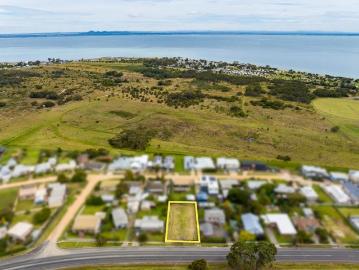 Spacious Allotment with Bay View Potential