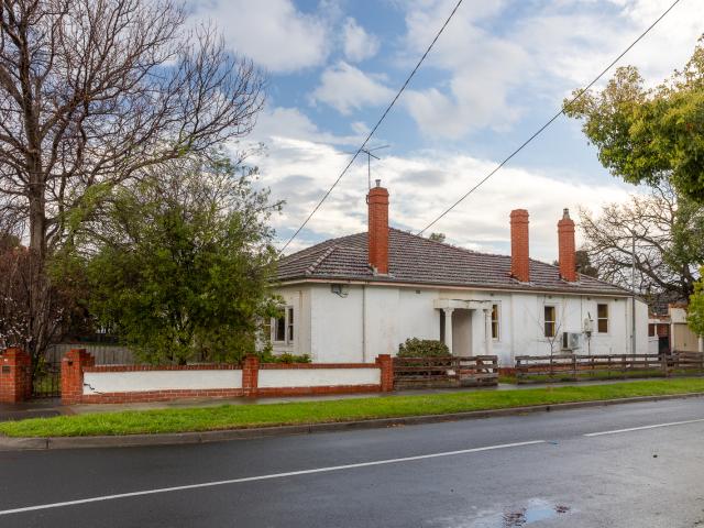 SPACIOUS AND COMFORTABLE OLDER STYLE HOME