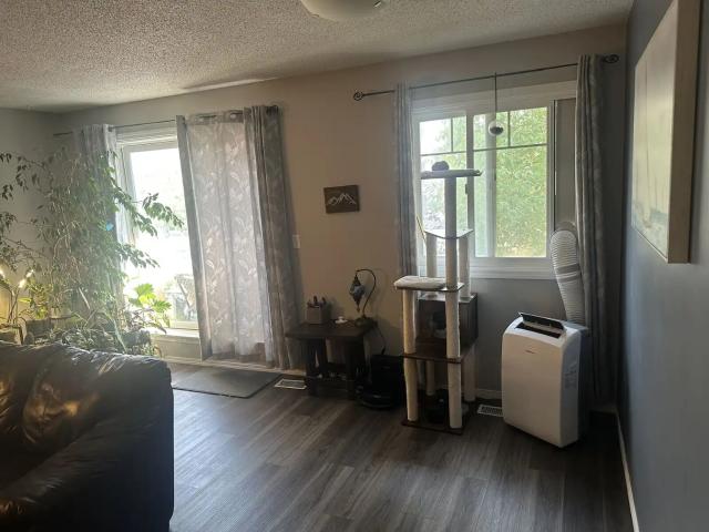 Spacious and conveniently located townhouse