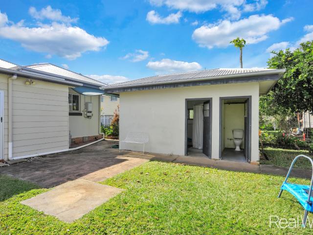 Spacious and Charming Home in Central Location!