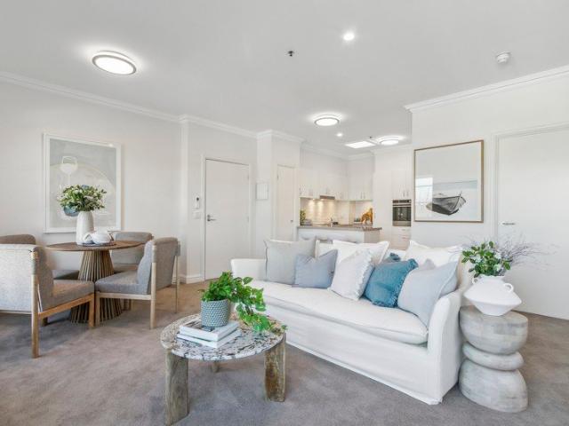 Spacious and bright two bedroom apartment