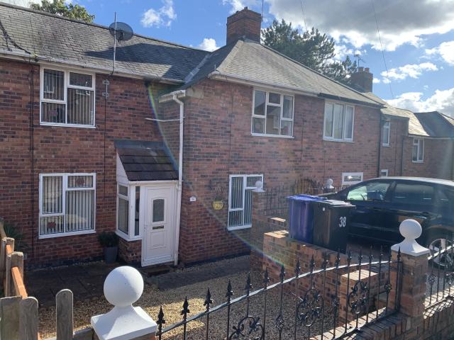 Spacious and Bright 3 Bedroom Terraced House for Rent in Dudley