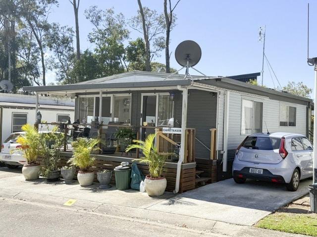 Spacious and Delightful Manufactured Home
