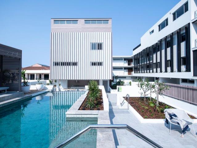 Spacious and Fully Furnished Modern Two Bedroom Apartment