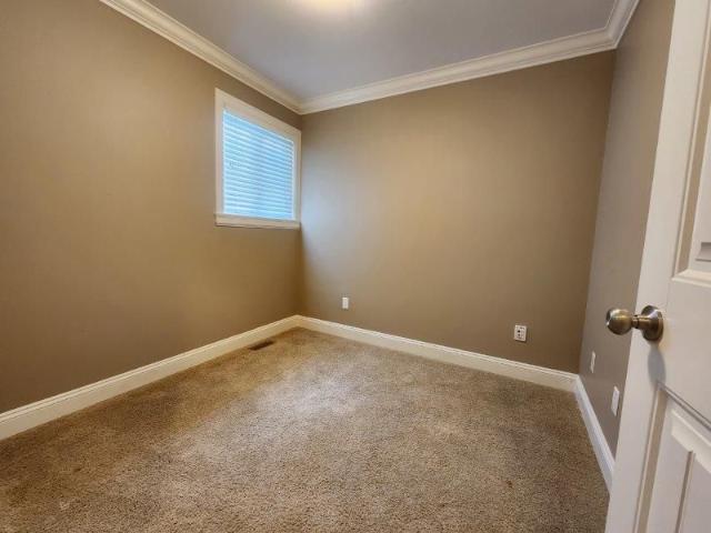 Spacious and Homey Five Bedroom House in a Great Neighborhood