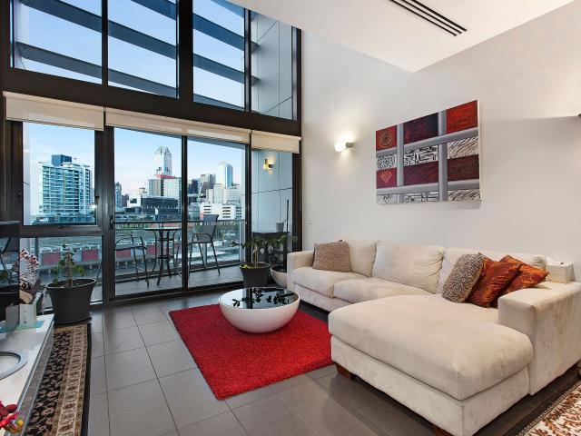 Spacious and highly sought after 2 bedroom townhouse!