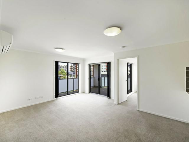 Spacious and Light Filled Apartment
