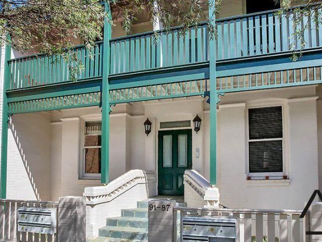DEPOSIT TAKEN* Spacious and light filled apartment in convenient location