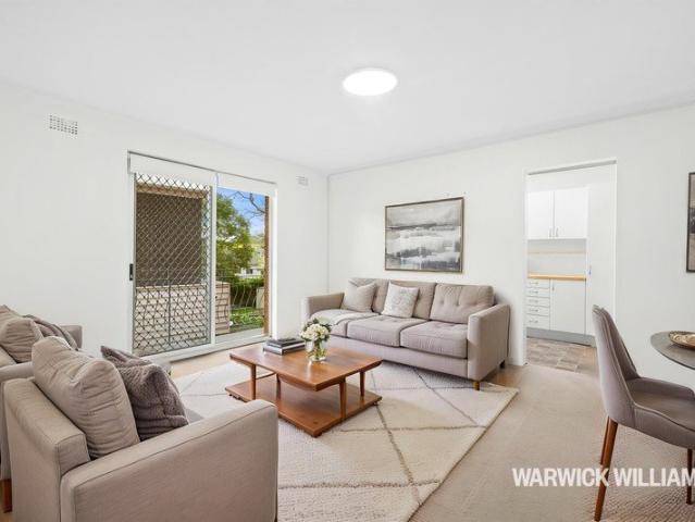 SPACIOUS AND LIGHT FILLED