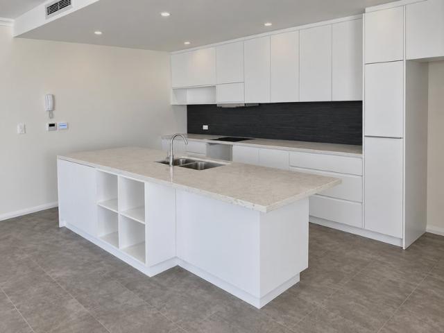Spacious and Modern Apartment!