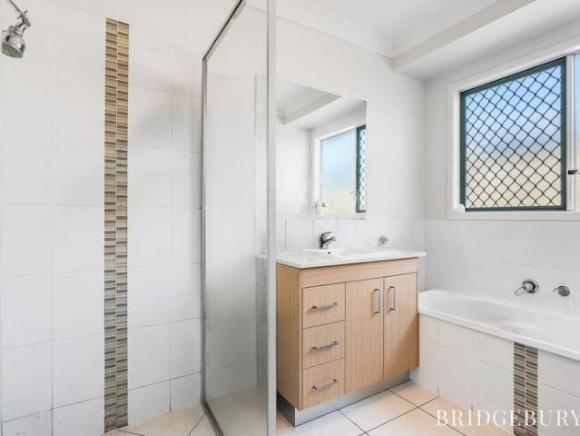 Spacious and Modern Family Home in Thriving Morayfield