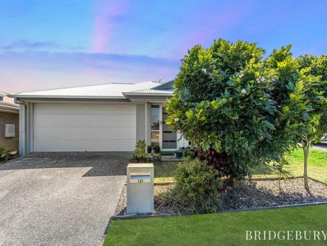 Spacious and Modern Family Home in Thriving Morayfield