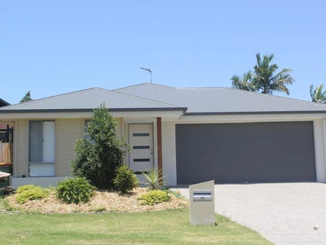 Spacious and modern house located in the sought after suburb of Birkdale