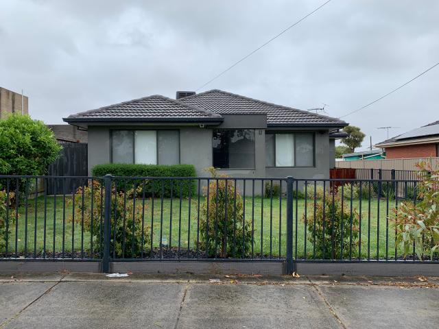 Spacious and Modern 3 Bed Unit!