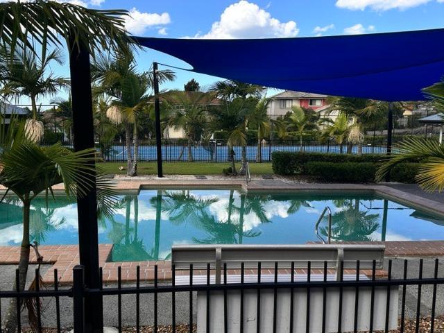 Spacious and Modern 3 Bedroom Home for Rent in Pacific Pines, Gold Coast
