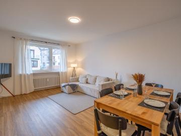 Spacious and modern 3 room flat near the trade fair centre and main railway station