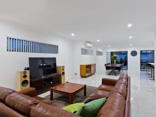 Spacious and Modern 4 Bedroom Home