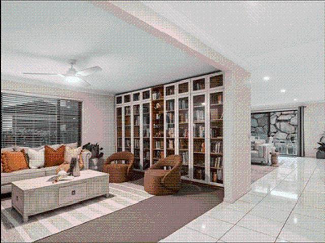 Spacious and modern 5‑bed home in quiet cul‑de‑sac — solar & EV ready