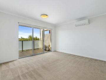 Spacious and Modern