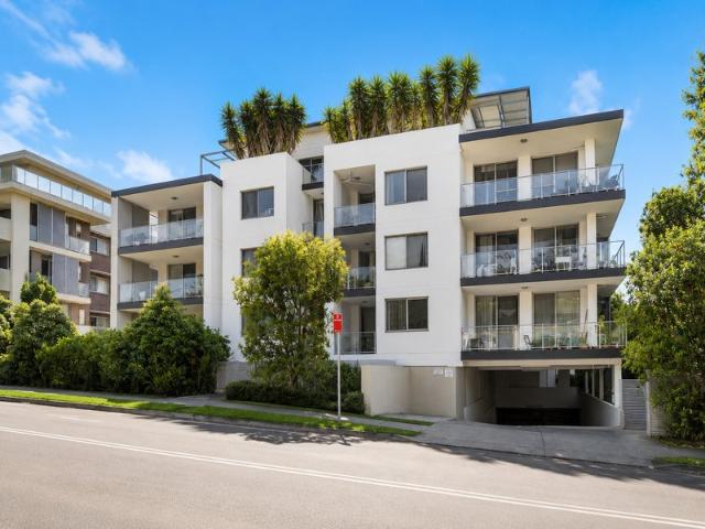 Spacious and Secure 3 Bedroom Apartment in Prime Carlingford Location