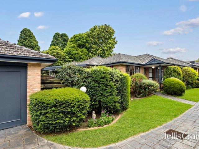 Spacious and serene living in leafy lifestyle location