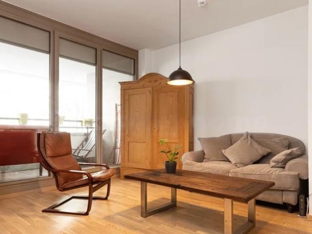 Spacious and Stylish Furnished 2 Room Apartment in Berlin Mitte – Quiet Street, Central Location – Perfect for Couples, Professionals & Expats, Berlin Amsterdam Apartments for Rent
