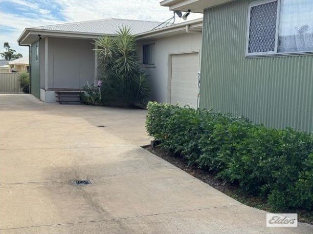 SPACIOUS AND STYLISH IN PRIVATE LOCATION