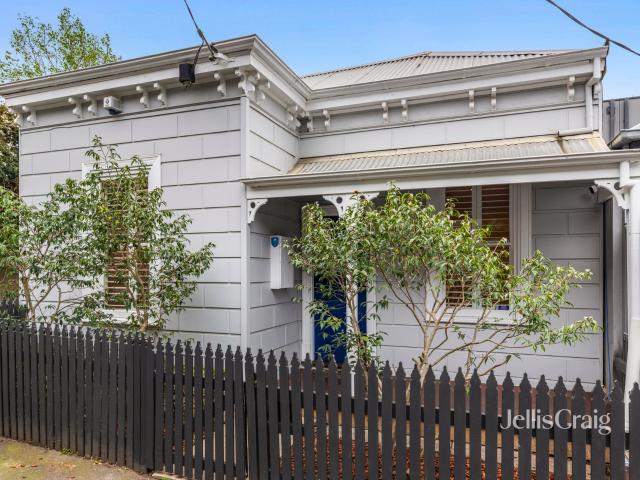 Spacious and Stylish Living in Sought After Richmond Hill