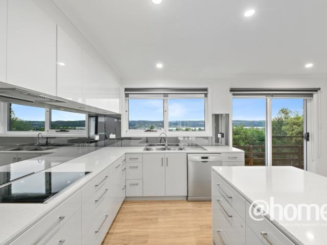 Spacious and Stylish on Stephen Street