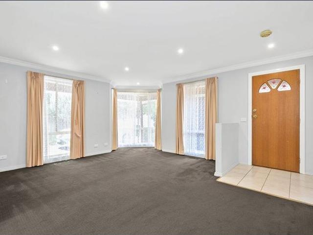 Spacious and Peaceful Living in Prime Glen Waverley Location 6 months lease
