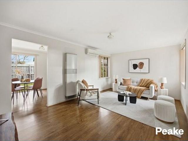 Spacious And Private Living In A Prime Berwick Location