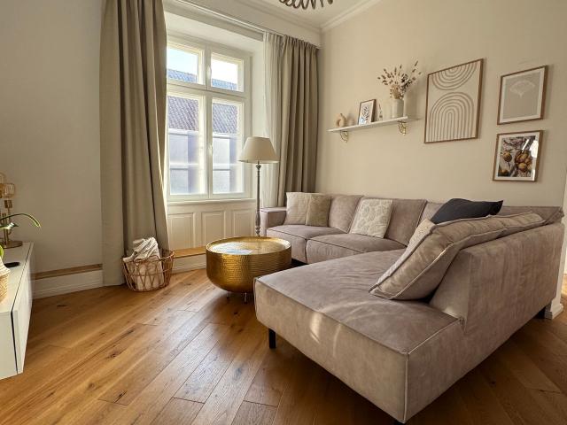 Spacious and quiet apartment in historic Lüneburg Altstadt, Luneburg Amsterdam Apartments for Rent