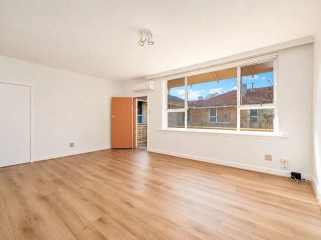 Spacious and Refreshed The Ultimate Bayside Bliss!