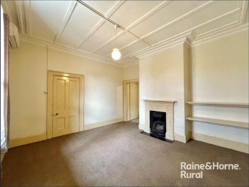 Spacious and Refurbished Available 27/7/26!