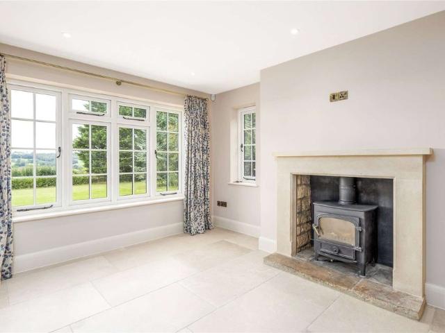 Spacious and well presented family home just outside of Stow on the Wold