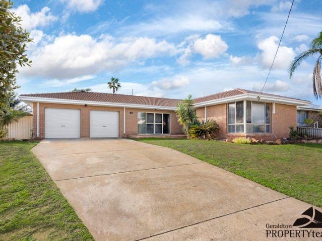Spacious and Versatile Family Home