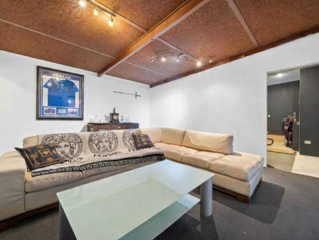Spacious and Versatile Living with Separate Rear Retreat!