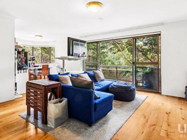 SPACIOUS APARTMENT