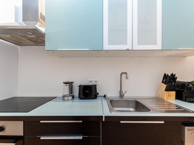 spacious apartment in central area, Berlin Amsterdam Apartments for Rent