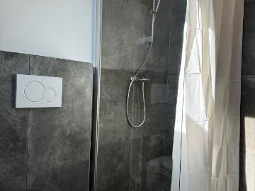 Spacious apartment in Düsseldorf, Dusseldorf Amsterdam Apartments for Rent