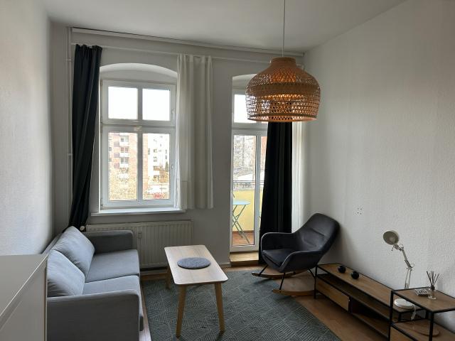 Spacious apartment in excellent location for up to 4 persons