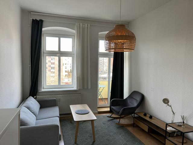 Spacious apartment in excellent location for up to 4 persons, Berlin Amsterdam Apartments for Rent