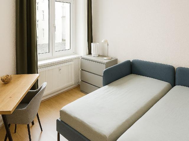 Spacious apartment in excellent location for up to 4 persons, Berlin Amsterdam Apartments for Rent