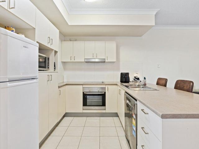 Spacious apartment in heart of Beenleigh Location, Lifestyle & Value!