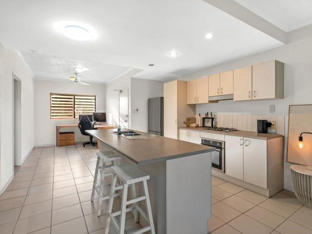 Spacious Apartment in Prime Location